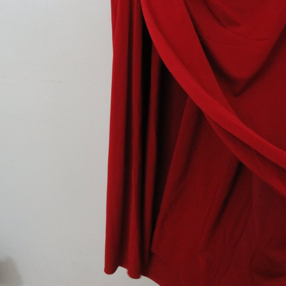 Red Ruched Side-Slit Maxi Dress - Picture 8 of 8